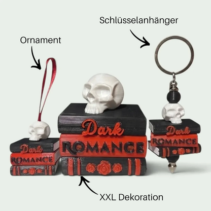 Verleihe deinem Bücherregal, deinem Schlüsselbund oder deinem Weihnachtsbaum den perfekten Dark-Romance-Vibe! Dieses liebevoll gestaltete "Dark Romance" Book Pile mit Totenkopf- und Rosen-Details ist ein absoluter Hingucker für alle Buchliebhaber.