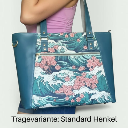 Schneckenschmiede Everyday Shopper Handtasche mit japanischem Wellen- und Kirschblütenmuster und Kunstlederhenkeln