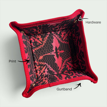 Schneckenschmiede faltbares Würfeltablett mit Drachenmuster in Rot und Schwarz für Pen and Paper Rollenspiele