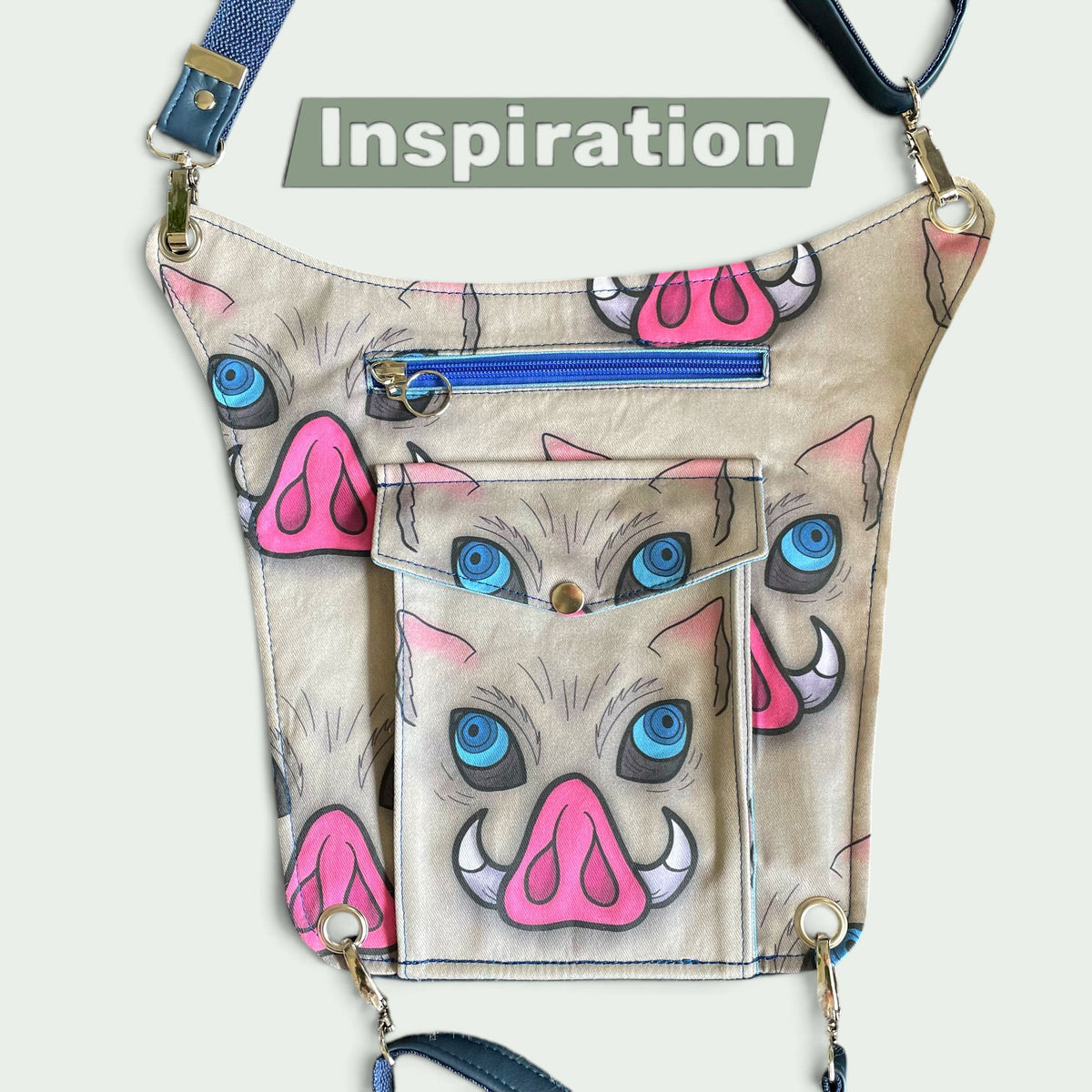 Schneckenschmiede Whippersnapper Hüfttasche mit Wildschwein-Print, blauen Details und praktischen Reißverschlussfächern